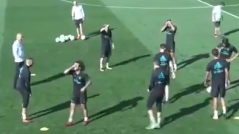 Pogledajte kako je Ronaldo uništio mladog suigrača