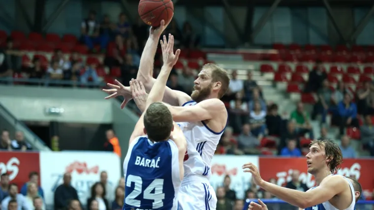 Zagrebački ko&scaron;arka&scaron;i zamrznuli Splićane na -19