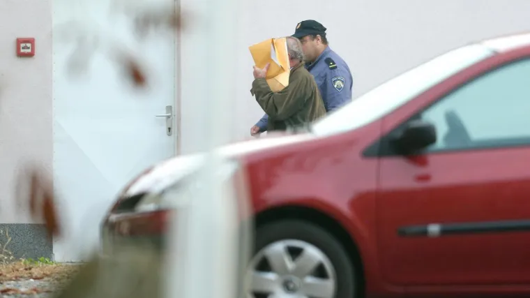 'Užasno je uzbuđen, oko mu je prokrvarilo'