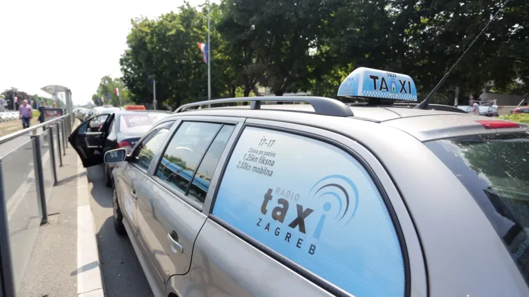 Taksisti će tužiti RH zbog Ubera: 'Pozivamo premijera Plenkovića i ministricu Dalić da zaustave nezakonit rad'