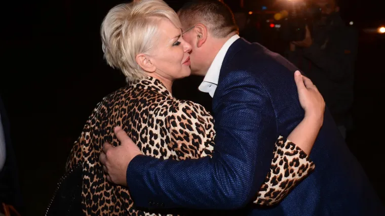 Iza&scaron;li na slobodu: Piru&scaron;ka i Zlatko Canjuga pali u zagrljaj, Crnjac nije skidao osmijeh s lica, Todorićev zet skrivao glavu jaknom