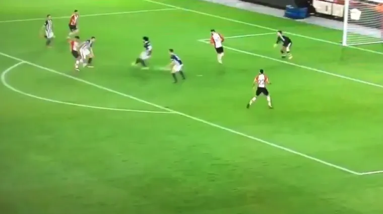 Marokanac poput pravog Ronalda nizao suparnike i zakucao loptu u mrežu