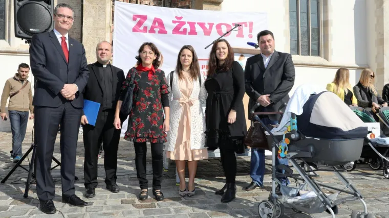 'Nijedan protivnik prava na abortus nije dao direktan odgovor'