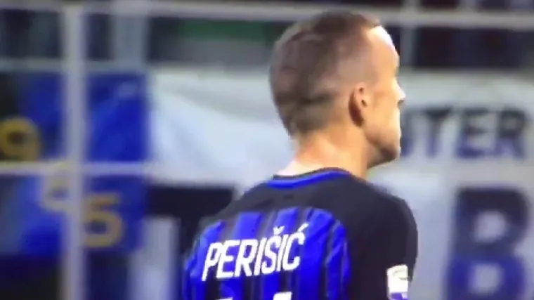 Hrvat pogodio vratnicu gotovo s centra, upisao i novu asistenciju