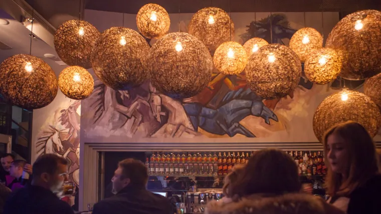 Hugo's bar je novo mjesto u Zagrebu koje se može pretvoriti u &scaron;to god vi poželite