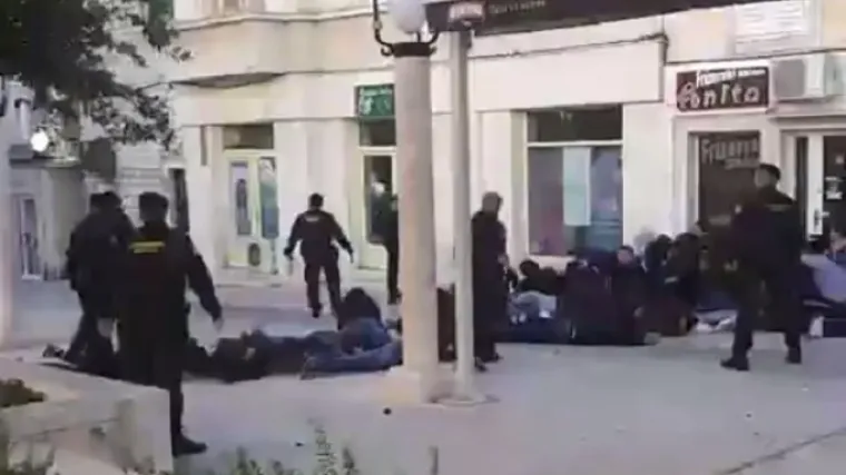 U žestokom navijačkom obračunu ima ozlijeđenih, policija privela 86 navijača