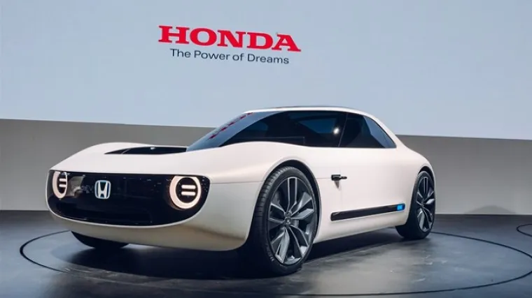 Sports EV Concept pokazan u Japanu, Urban EV Concept u Europi za dvije godine