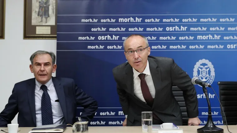 Vojska pregovara s Amerikancima o dva Black Hawka: Krstičević 'moli Boga za pilote' zbog dotrajalih MiG-ova