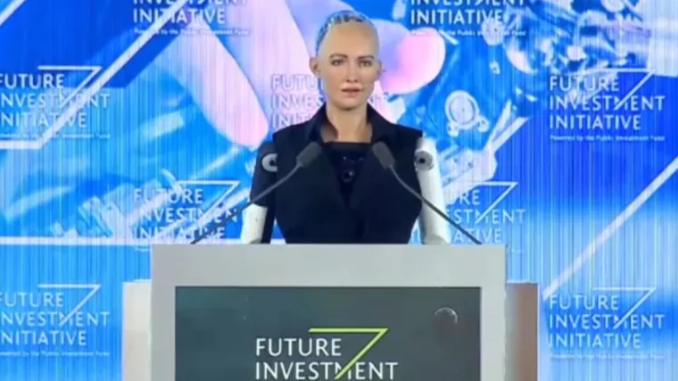 Saudijci dali državljanstvo robotu koji je svojevremeno rekao 'Ok, uništit ću ljude'