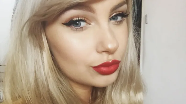 Izgleda da Taylor Swift ima dvojnicu, a njihova je sličnost čak i pomalo zastrašujuća