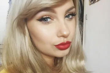 Izgleda da Taylor Swift ima dvojnicu, a njihova je sličnost čak i pomalo zastrašujuća