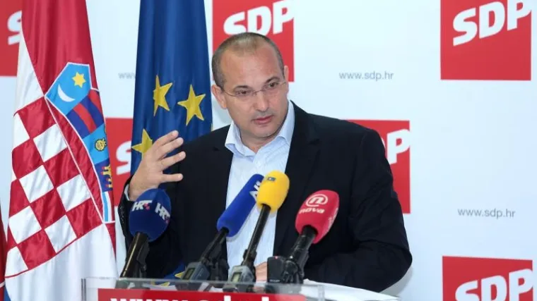 'Nešto štetno se događa u Agrokoru, a HDZ krije istinu'