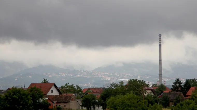 Danas većinom sunčano i svježe, no jedan dio zemlje mogla bi zaliti ki&scaron;a
