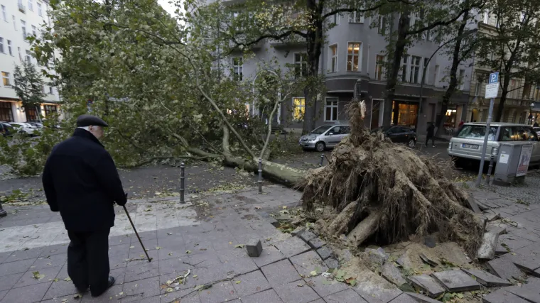 Europa na udaru oluje: 'Herwart' već usmrtila petero ljudi