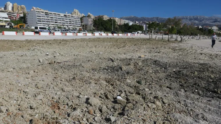 'NESTALI' KAFIĆI SA SPLITSKE PLAŽE ŽNJAN: Inspektori naložili ru&scaron;enje bespravno sagrađenih ugostiteljskih objekata