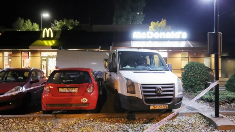 Ogradili dva vozila, otkriveno zbog čega