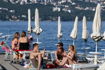 'Prvi put u povijesti hrvatski turizam ostvario sto milijuna noćenja'