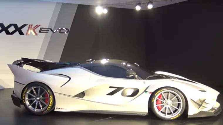 Ferrari FXX-K Evo bit će prava zvijer na trkaćim stazama