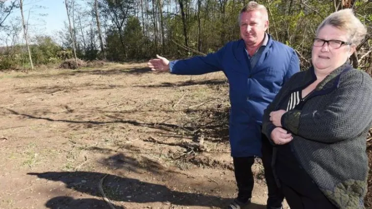 Ne zovu Hrvatsku 'Apsurdistan' bez razloga: ovr&scaron;ili mu 3000 kvadrata zemlji&scaron;ta zbog tuđeg duga