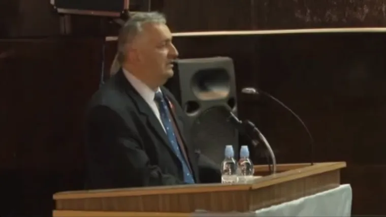 Djeca mu u Hrvatskoj dobila stipendiju za socijalno ugrožene, a on i supruga zarađuju 17.000 kuna