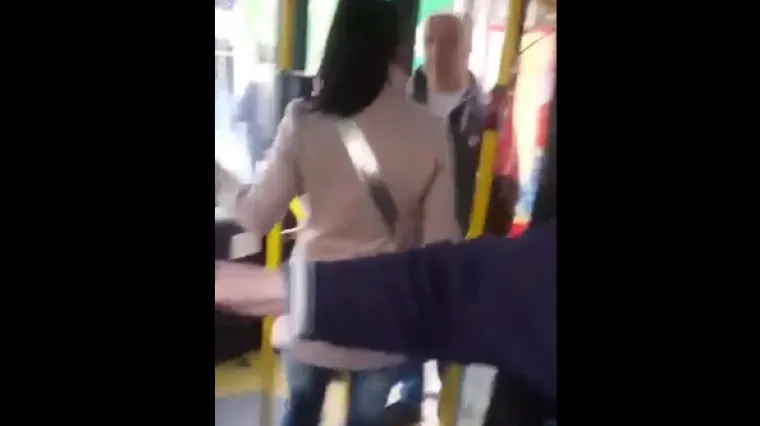 'Pi*** ti materina, vozi! Kasnim na posao, a pet autobusa nije do&scaron;lo'