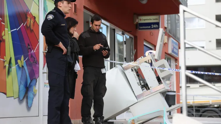 Policija uhitila dvojicu mu&scaron;karca koji su plinom raznijeli bankomat u &Scaron;ibeniku
