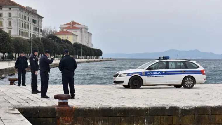 Prvo su se posvađali, a potom ga je udarao ključem po glavi