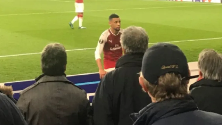 Coquelin se svađao s navijačima, a jedan od dosade rije&scaron;avao sudoku