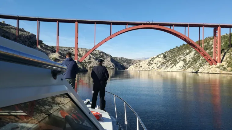 RTL s policijom u jednoj od najvećih potraga na moru: poziv građanima da se uključe u potragu za nestalim pilotom