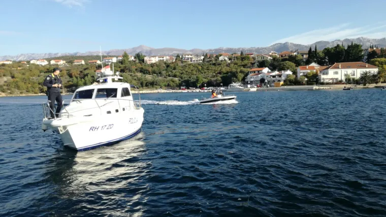 &Scaron;esti dan potrage za nestalim mu&scaron;karcem: uključilo se i 80 privatnih brodica