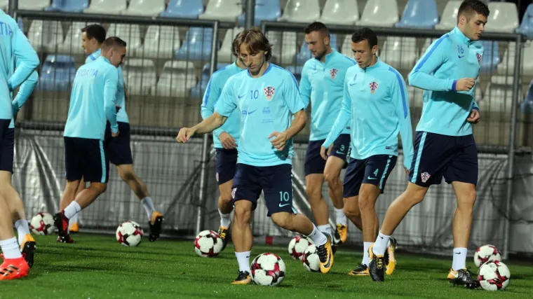 Kreće 'operacija Grčka': okupljanje 'Vatrenih' u ponedjeljak, prvi trening otvoren za javnost