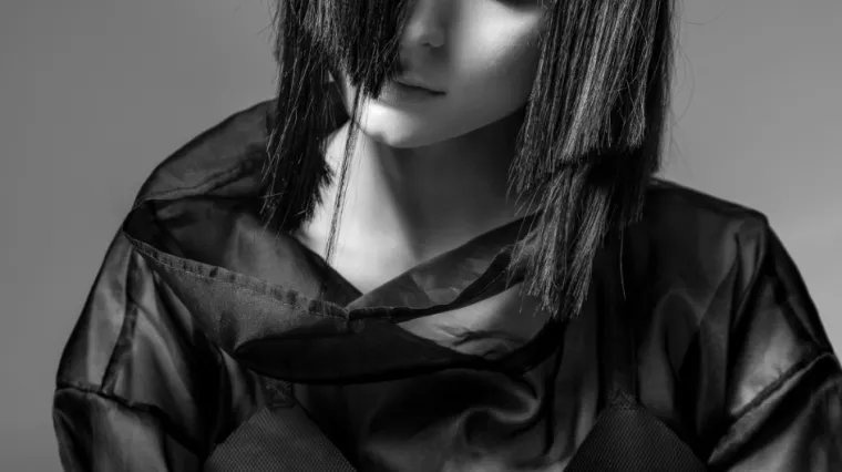 Charlie design: Black, please! Puno boja, a sve su crna