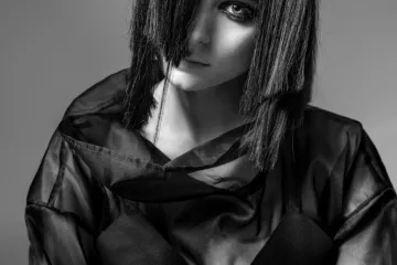 Charlie design: Black, please! Puno boja, a sve su crna