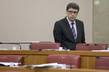 Zekanović: 'Kojoj skupini pripadate, Jugoslavenima?' Jovanović: 'Vrijeđate me!'