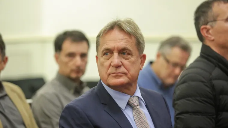 Je li novac izvučen iz HAC-a uložen u poslove u Rusiji, Ukrajini i Kazahstanu?