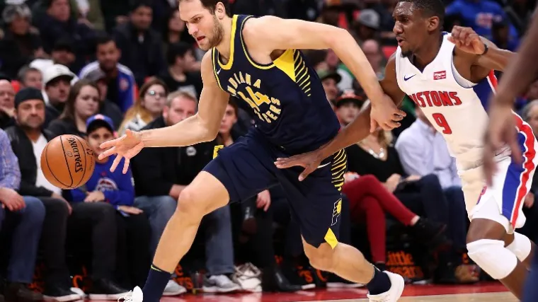 Bostonu deseta pobjeda u nizu, Bender skroman