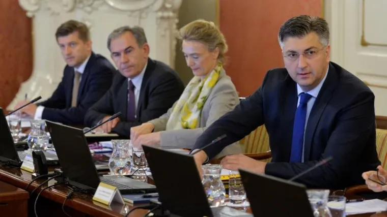 'Inicijativa za izglasavanje nepovjerenja Vladi zavr&scaron;it će kao &scaron;to su zavr&scaron;ile i dvije prethodne'