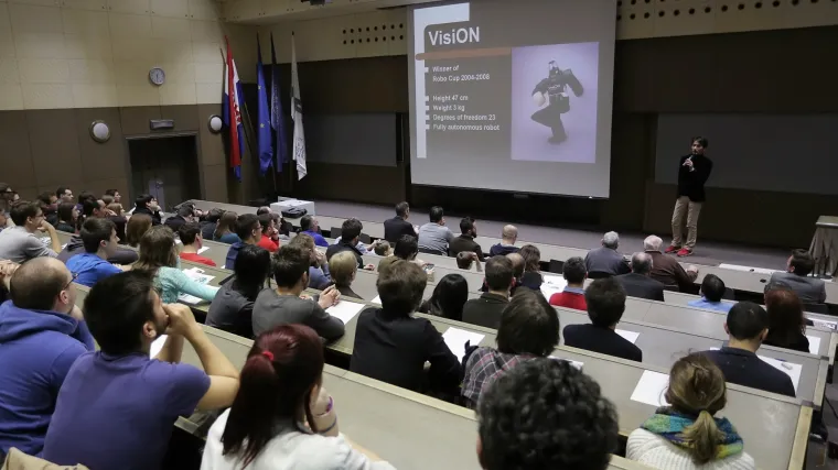 Usvoji li se novi zakon pravo na rad imat će i izvanredni studenti, a minimalna naknada trebala bi iznositi 20 kuna po satu