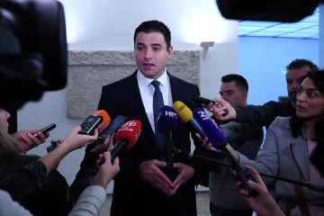 'Ovo je politička korupcija, kupovina mandata, tajni dealovi!'