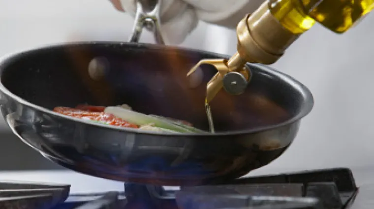 Ministarstvo poljoprivrede upozorava: s trži&scaron;ta se povlači suncokretovo ulje