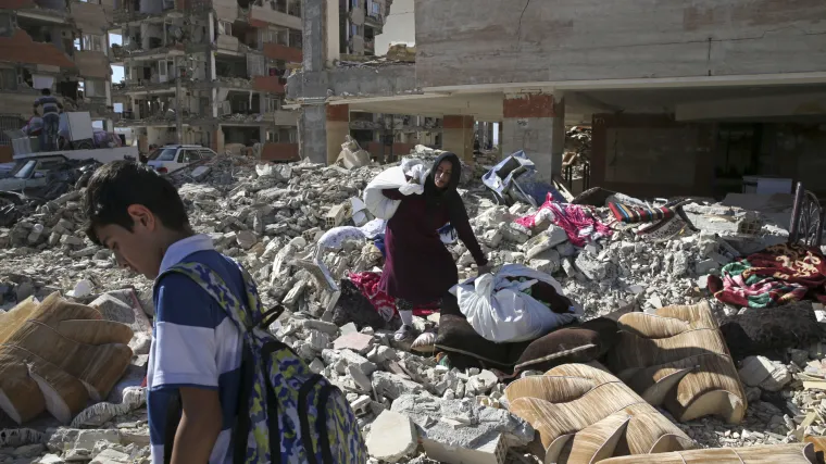 U potresu u Iranu najmanje 530 mrtvih, vi&scaron;e od 8000 ozlijeđenih