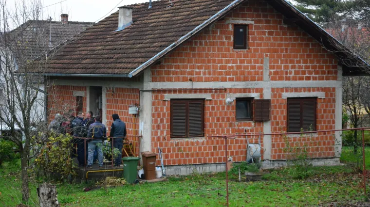 U eksploziji u Pakracu ozlijeđena 78-godi&scaron;nja žena: 'Odjeća joj je izgorjela, micala je rukama, ali ni&scaron;ta nije govorila'