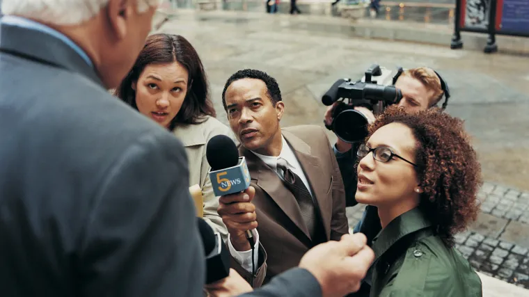 Ruski zastupnici usvojili zakon o medijima koji omogućuje progon novinara