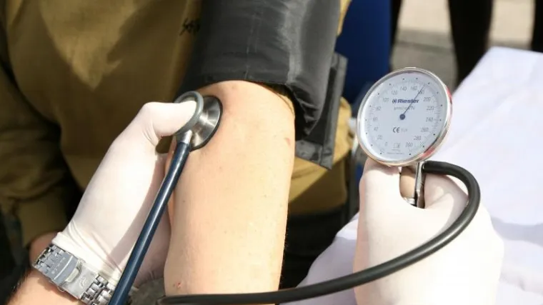 Farmaceutski trikovi: Amerikanci postrožili kriterije za krvni tlak pa smatraju da je 130 sa 80 visok tlak