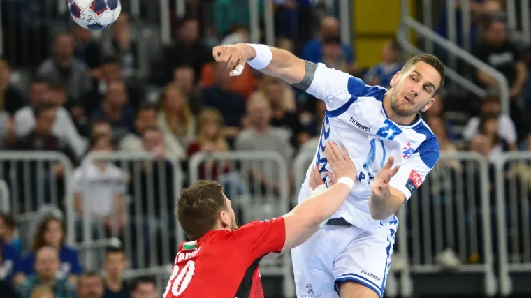 Mandalinić napustio Zagreb i oti&scaron;ao put Bundeslige: priključuje se tercetu Hrvata u F&uuml;chseu