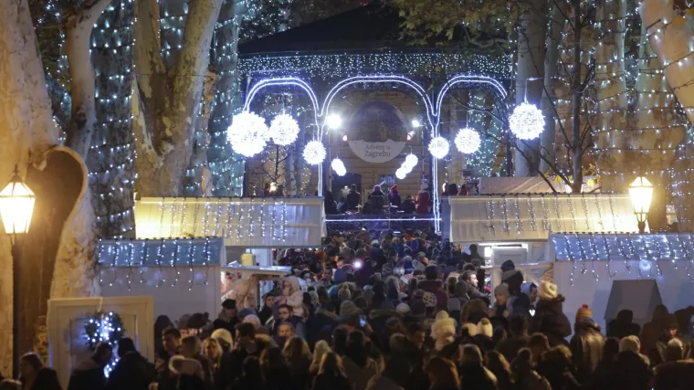 Evo koliko prosječni Hrvat mjesečno potroši peglajući kartice, provjerite kako stojite