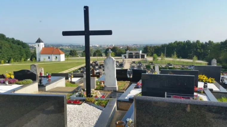 Općina Babina Greda raspisala natječaj za novog grobara: odabrani kandidat mora proći pismeni test o tri zakona i statutu