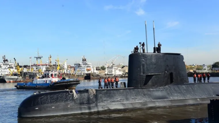 Nema ni traga 44 člana posade, u priču se uključila i NASA