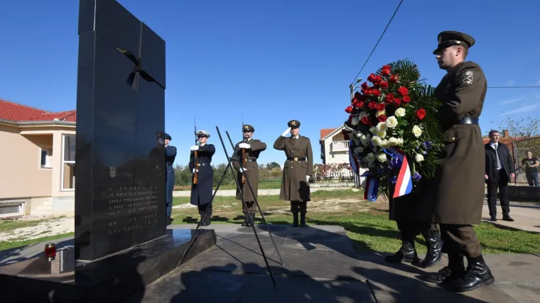 Mjesto u kojem nema obitelji kojoj netko od najmilijih nije stradao