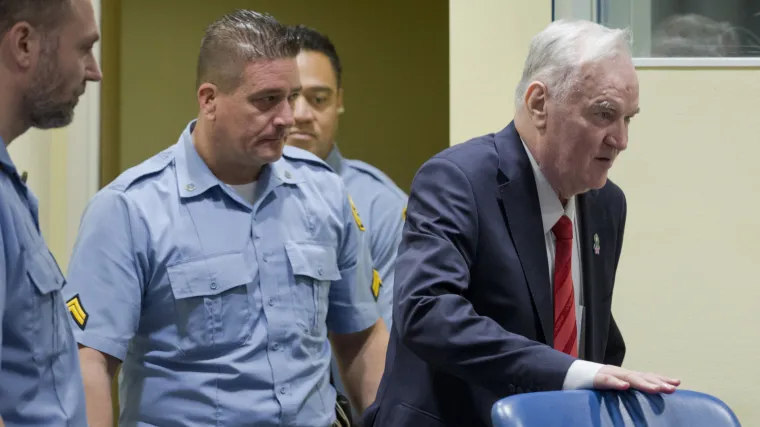 Pogledajte kako je Ratko Mladić reagirao na spomen Srebrenice u presudi
